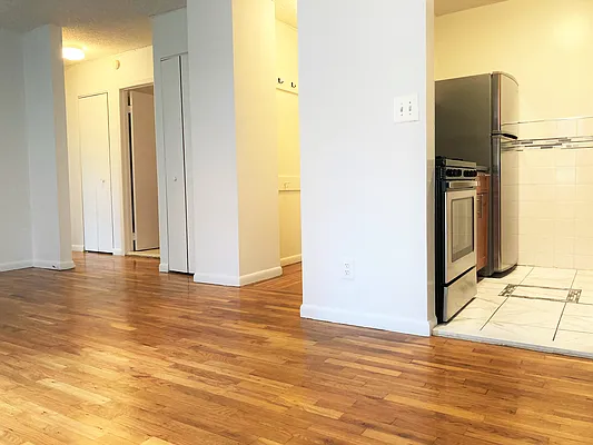 Rented by ZealEstate Group Inc | media 13