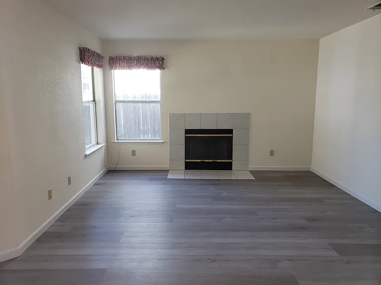 5583 Rightwood Way — Photo 5