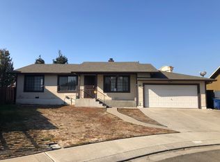 225 Charmaine Ct, Lathrop, CA 95330