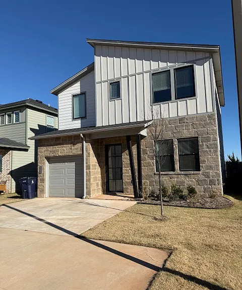 2525 NW 132nd Pl — Photo 3