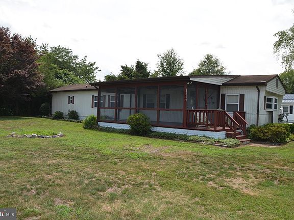 3rd image of 27740 Oak Meadow Dr