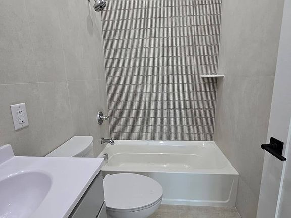 5th image of 40 Lembeck Ave #301