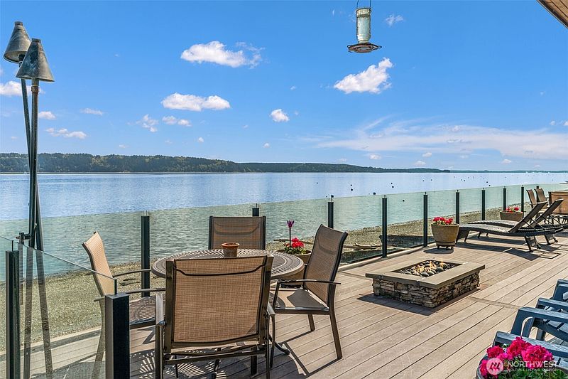 2nd image of 2963 Tillicum Beach Drive