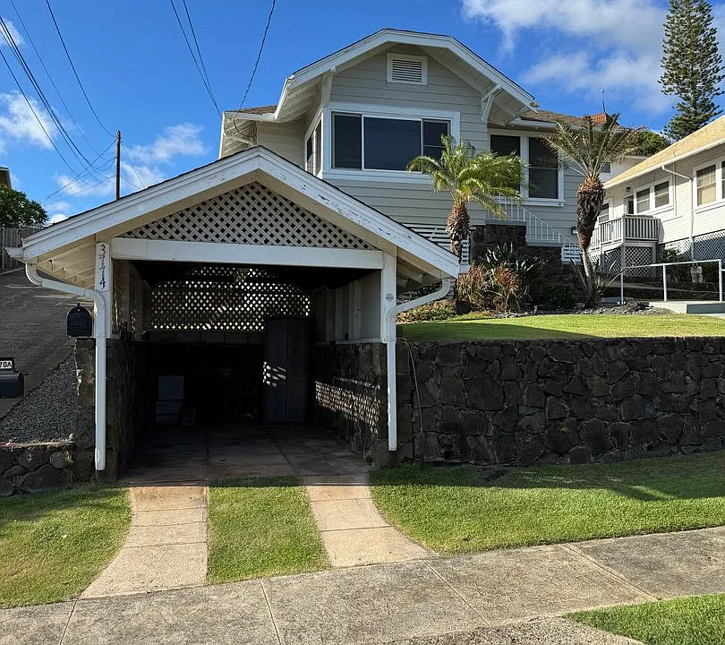 3774 Pukalani Pl