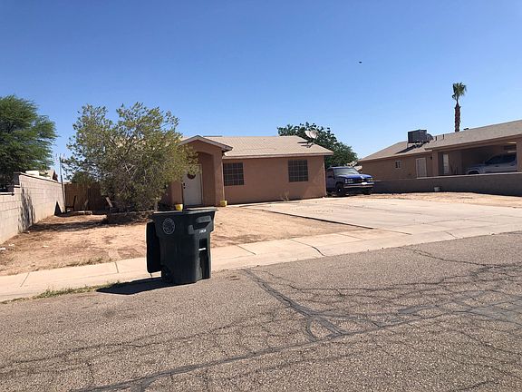 3rd image of 156 E El Chamizal St
