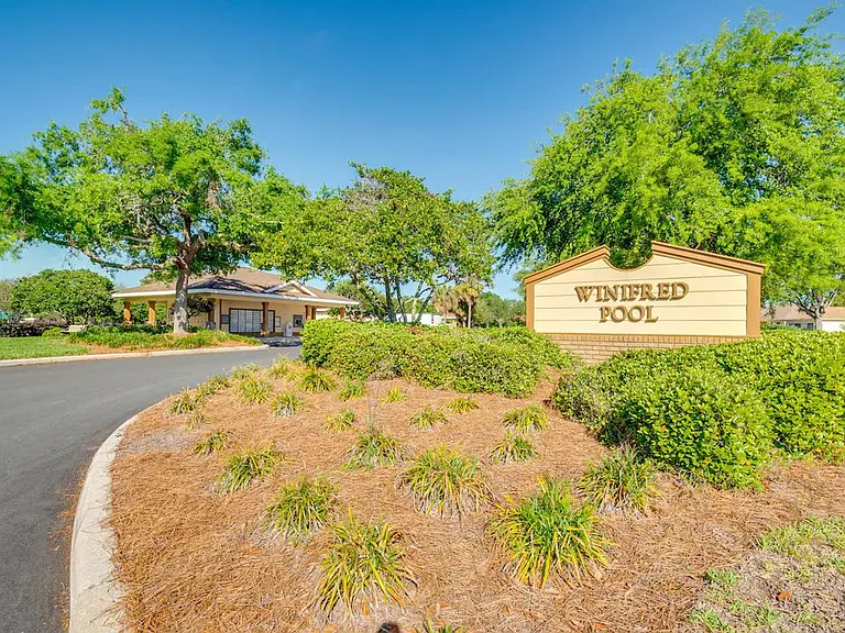 684 Winifred Way #ID1386176P — Photo 30