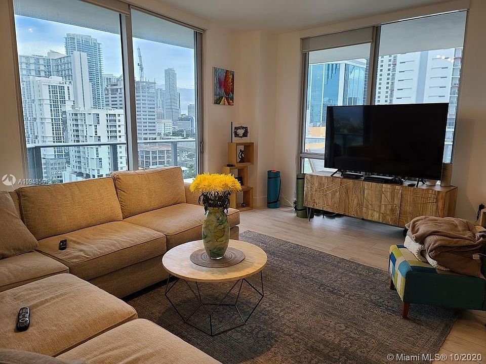 1st image of 1010 SW 2nd Ave Unit 1404