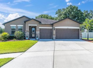 4521 Glassyrock Dr, Valrico, FL 33594
