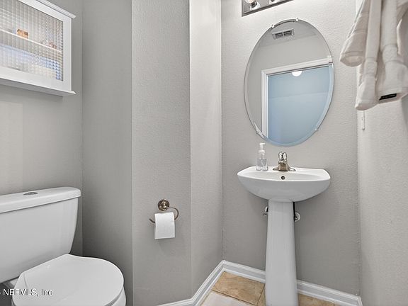 5th image of 6078 BARTRAM VILLAGE Drive