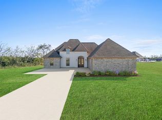 5873 N Crescent Dr, Iowa, LA 70647