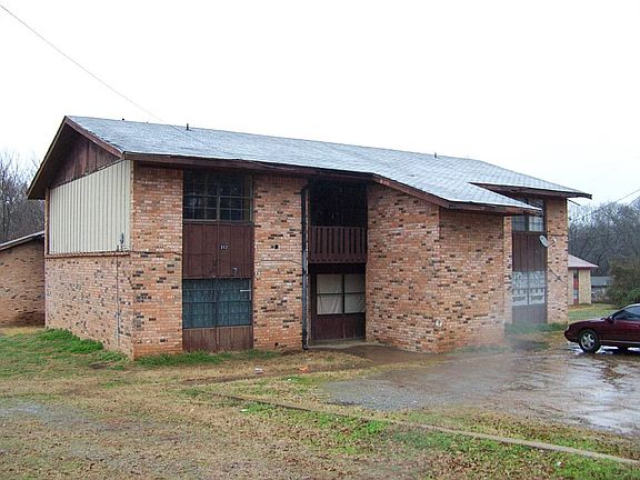 2nd image of 102 Goodson Ln #A-d