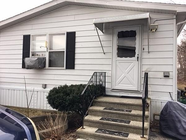 2nd image of 276 Lunenburg St Lot 62