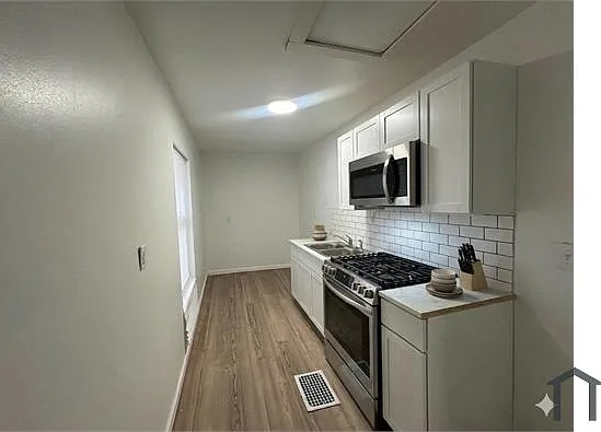 410 Maple Ave #2