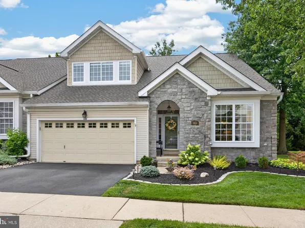 160 Lattice Ln, Collegeville, PA 19426