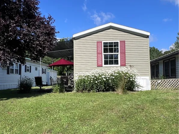 39 Seneca Drums Trailer Park, Himrod, NY 14842