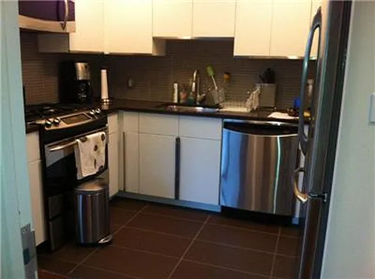 Rented by RELO REDAC INC. | media 15