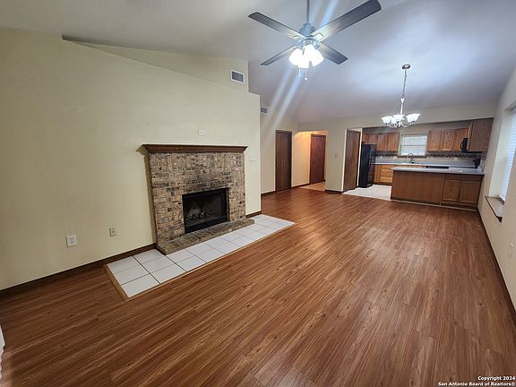 3rd image of 1014 MADELINE ST