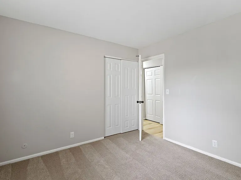 The Courts Apartment Homes — Photo 20