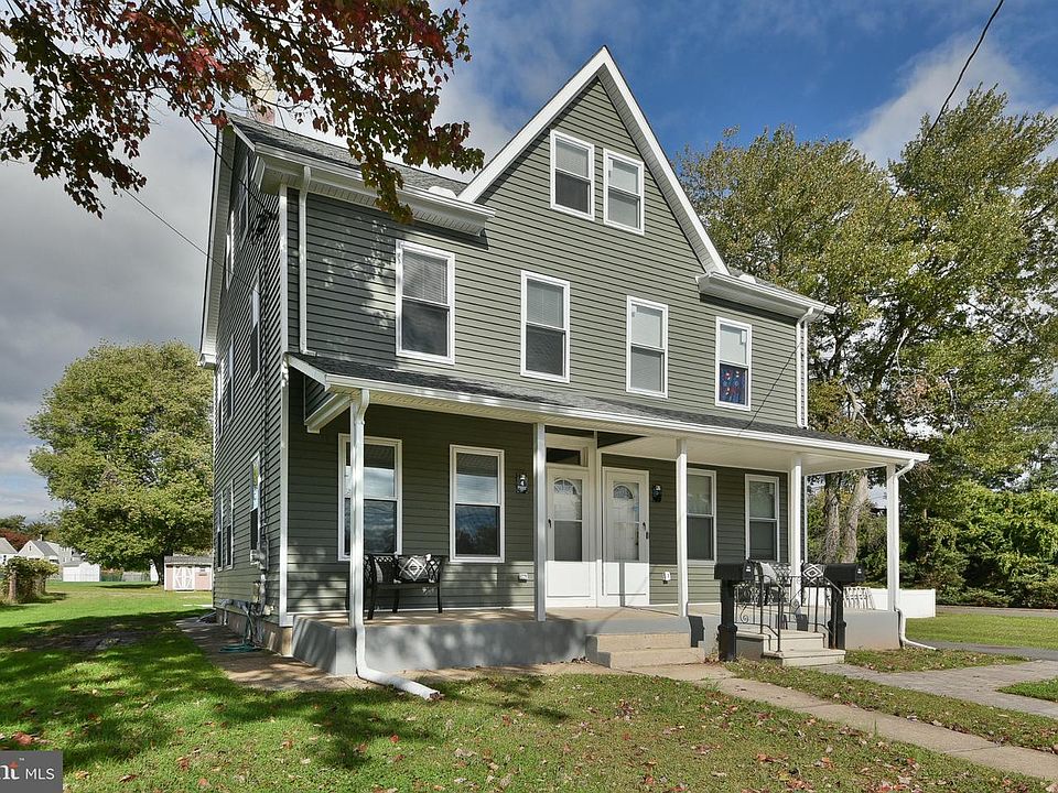1st image of 4 Carrigg Ave