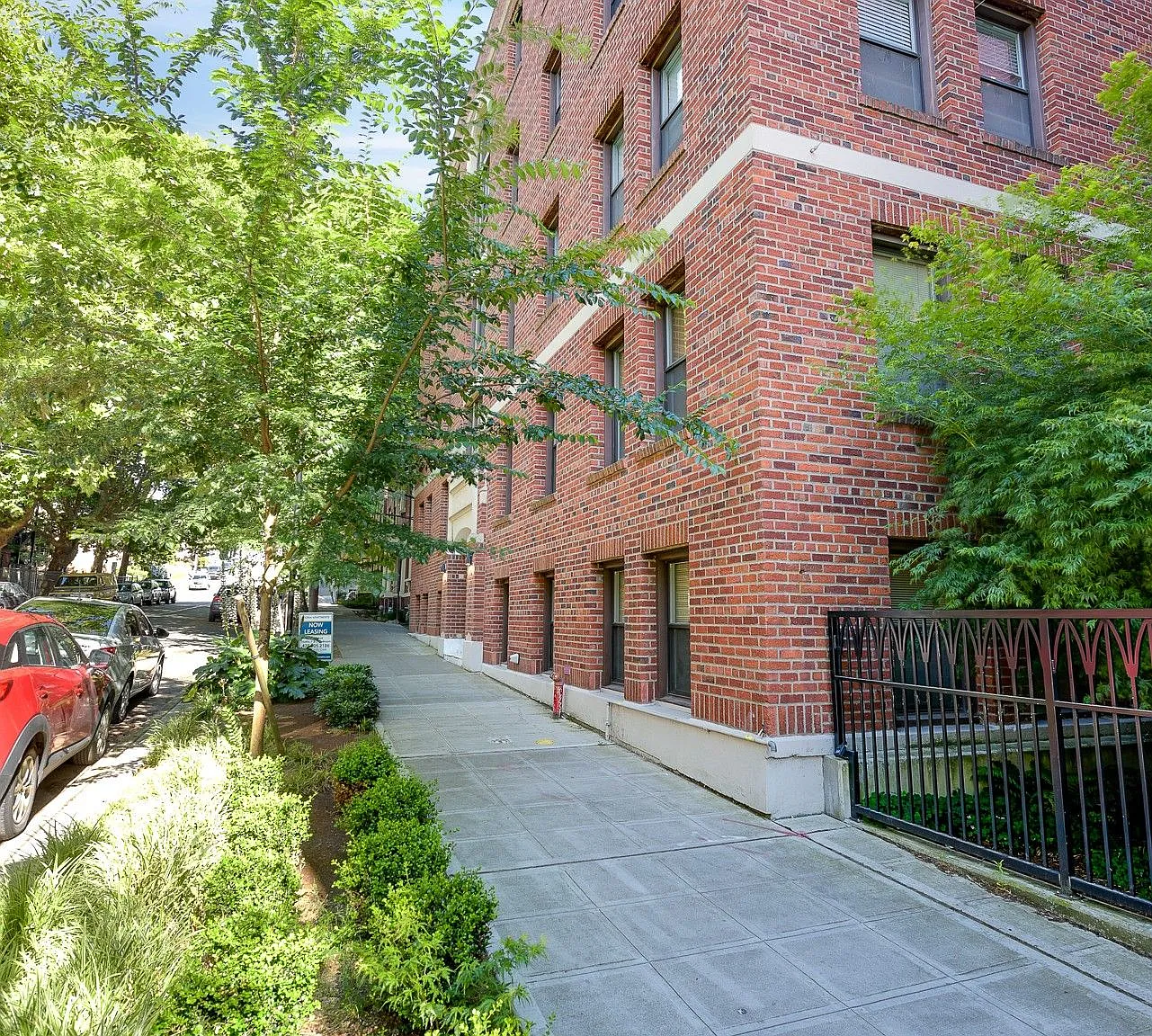 Fionia Apartments — Photo 4