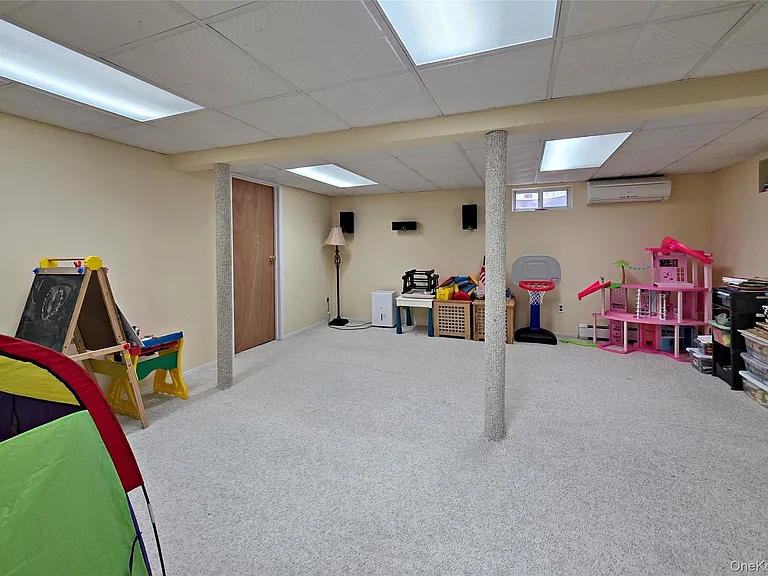 110 Briarwood Ln — Photo 30