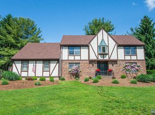 515 Long Dr, Wyckoff, NJ 07481
