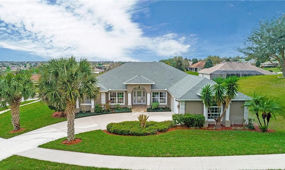 1st image of 12905 Colonnade Cir
