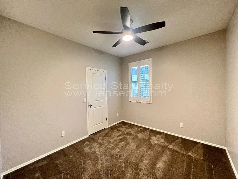 1289 N 166th Ave — Photo 5
