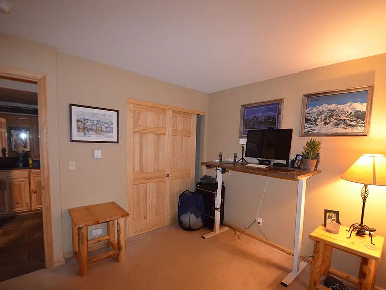 325-4 Oclock Rd #C-201 — Photo 12
