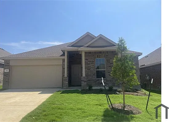 4 bed, 2000 sqft, $3,000 — Photo 1
