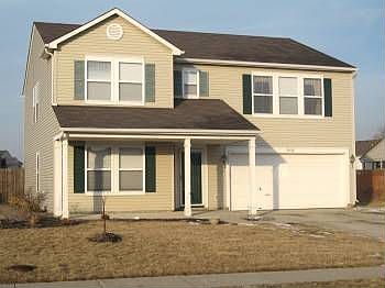 2nd image of 5906 N Benjamin Pl
