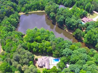 72 Lake Ct, Jefferson, GA 30549