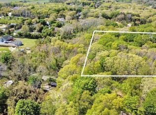 792 Cox Neck Rd, Mattituck, NY 11952