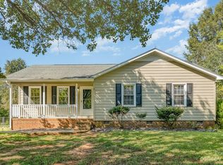3922 Majestic Ln, Matthews, NC 28104