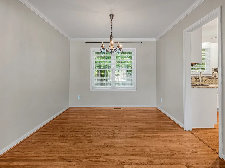 3924 Liberty Point Dr — Photo 12