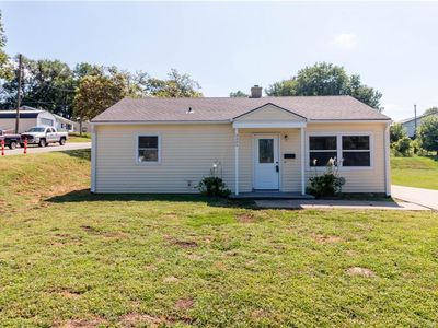 2220 Sycamore Ct, Saint Joseph, MO, 64503