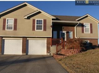 204 Ceremonial Dr, Buckner, MO 64016