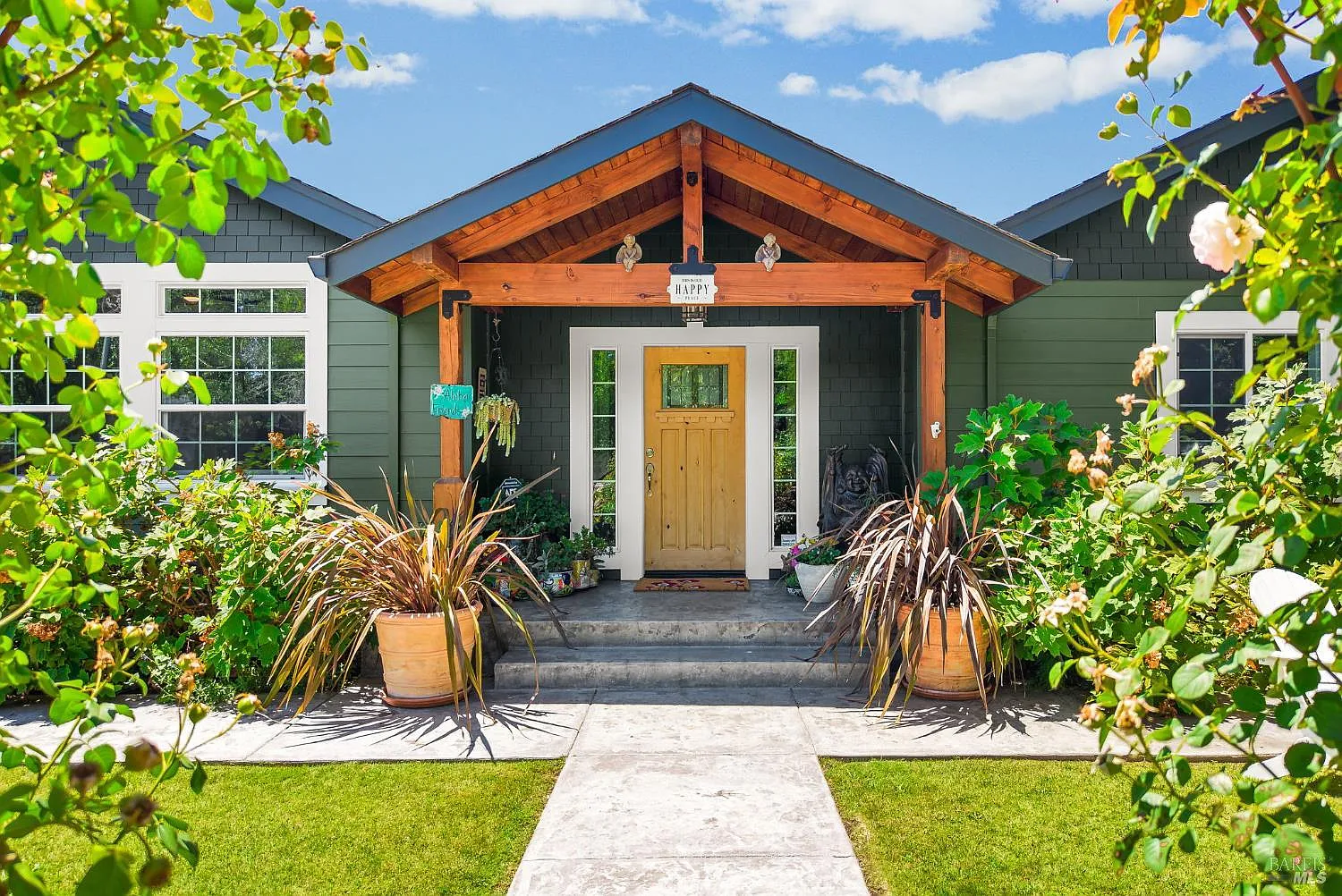 342 Benicia Drive - Photo 3