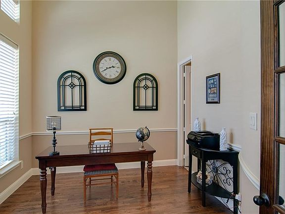 4th image of 1235 Haven Cir