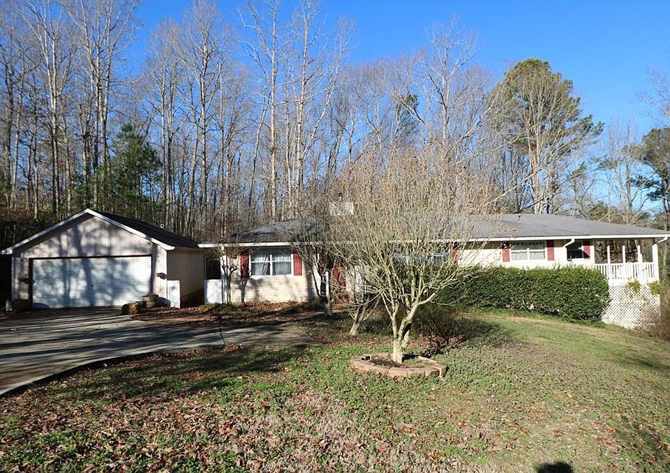 1st image of 629 War Hill Park Rd