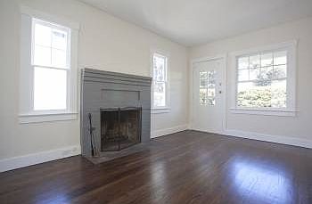 4th image of 221 W Micheltorena St APT 1