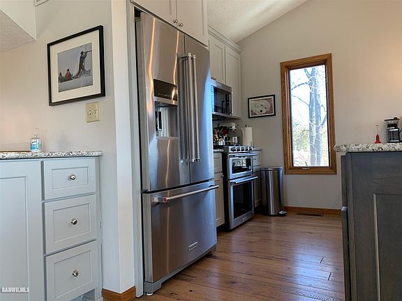 5th image of 9 Appaloosa Ln
