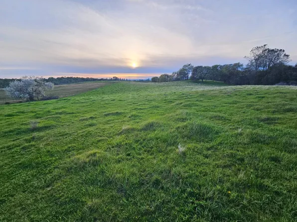 Oak Valley Dr, Auburn, CA 95602