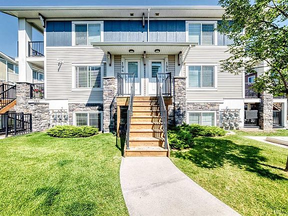 4th image of 300 S Marina Dr #196