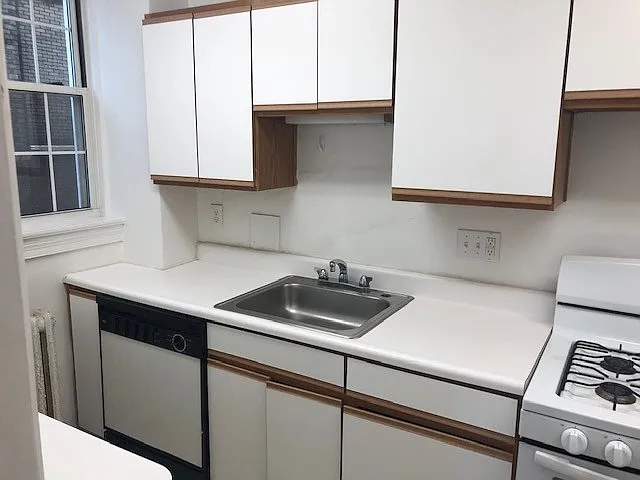 New King Edward Apartments — Photo 171
