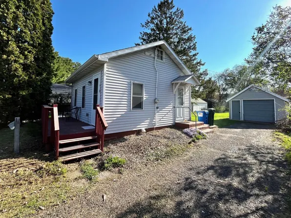 418 Grove St S, Mora, MN 55051