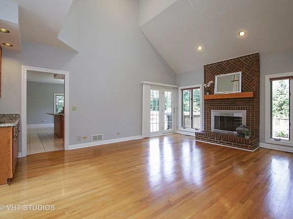 3rd image of 3160 Donovan Glen Ct