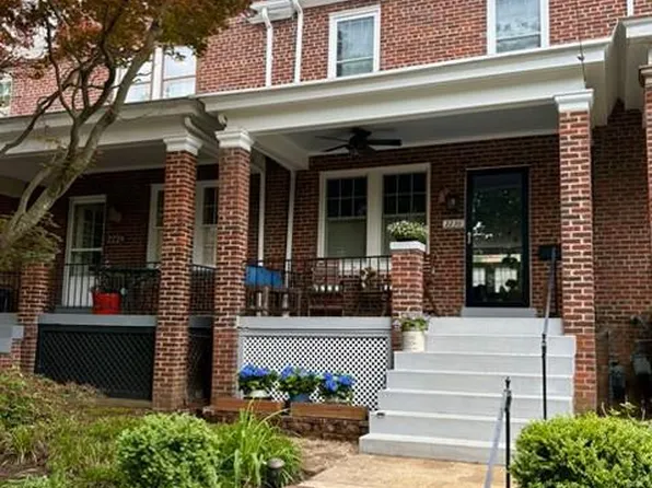 2230 39th Pl NW, Washington, DC 20007