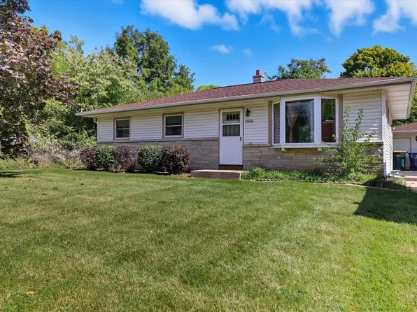 10644 South Austin STREET, Oak Creek, WI 53154