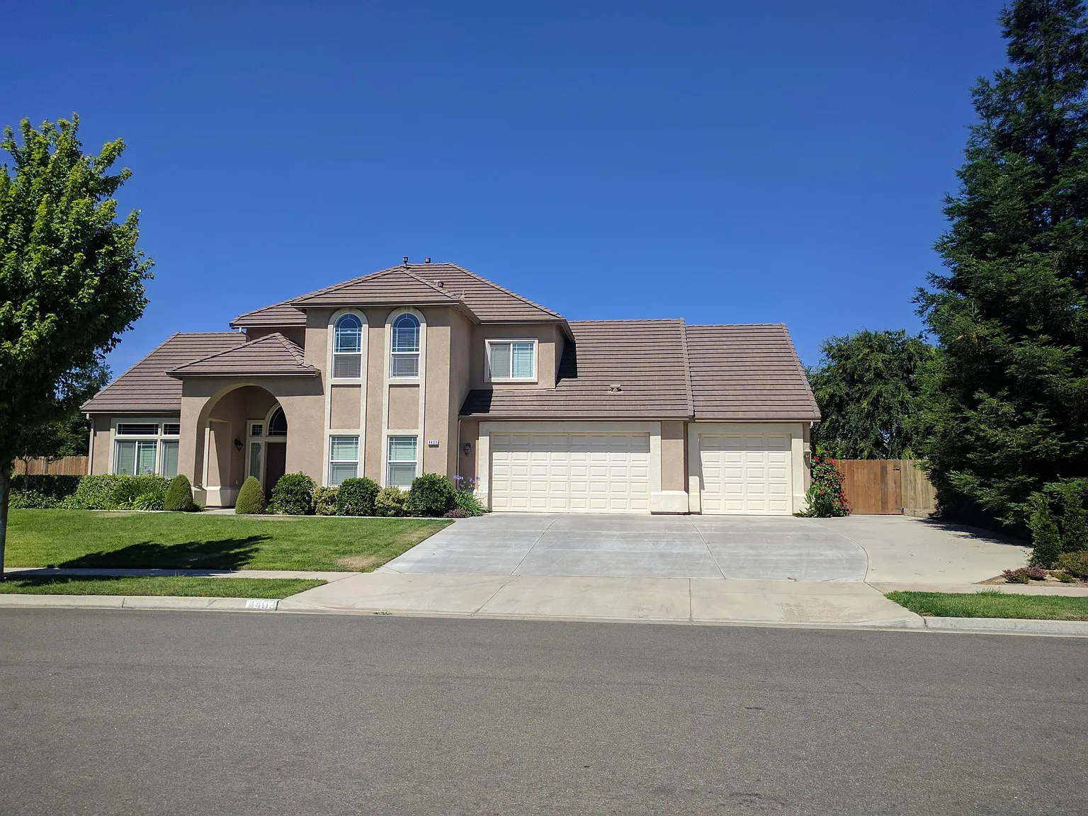 4403 Tapestry Way photo 1